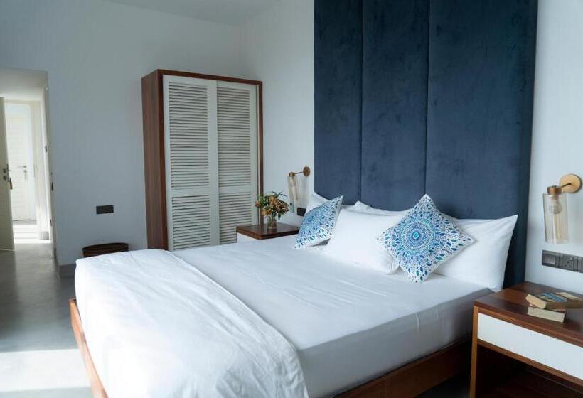 旅馆 Four Petals Inn