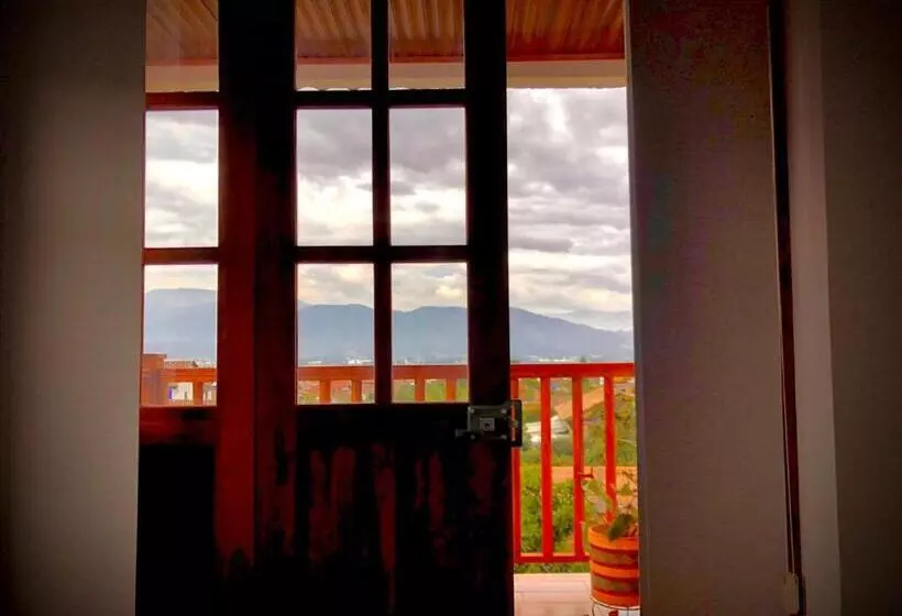 Aamiaismajoitus (B&B) Villa Lulu