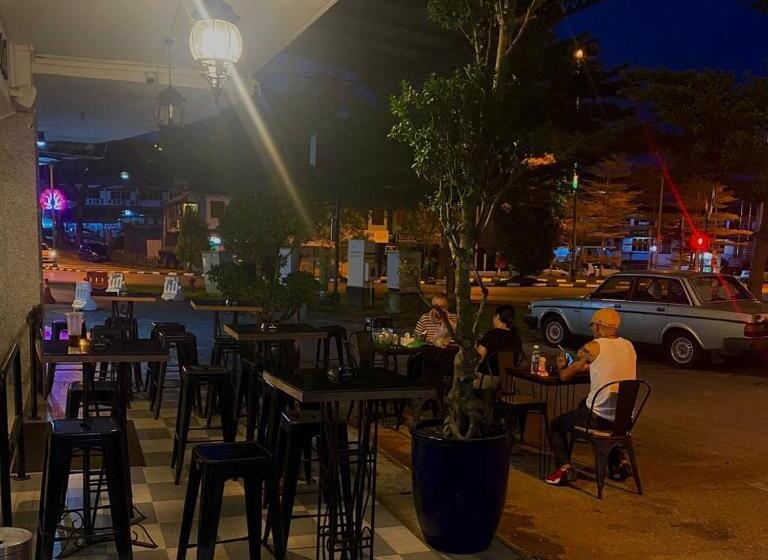 Fata Hotel By Project Borneo