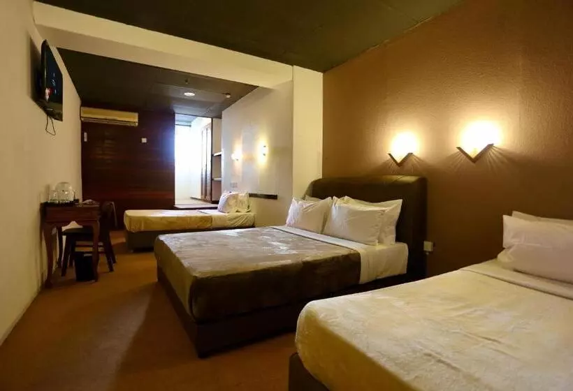 Fata Hotel By Project Borneo