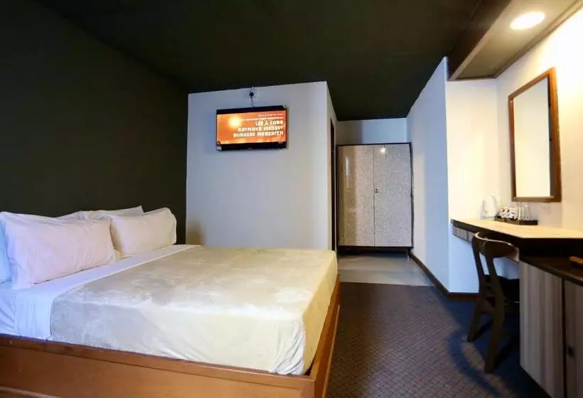 Fata Hotel By Project Borneo
