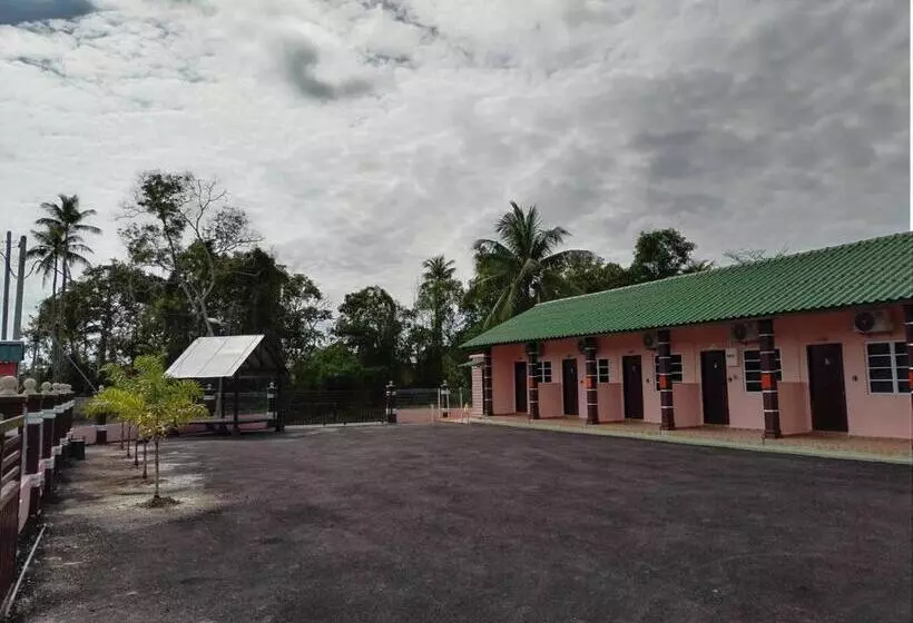 Hotelli Chalet Sri Bayu