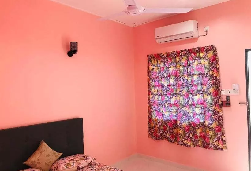 Hotelli Chalet Sri Bayu