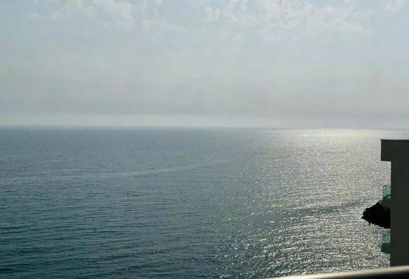 هتل Coastal