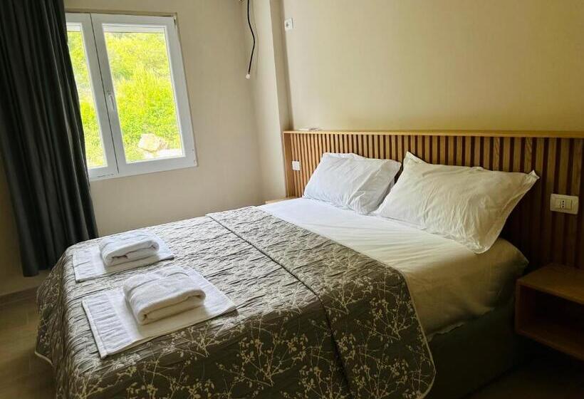 בית מלון כפרי Coastal