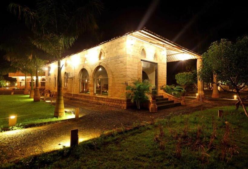 ホテル Gir Night Resort