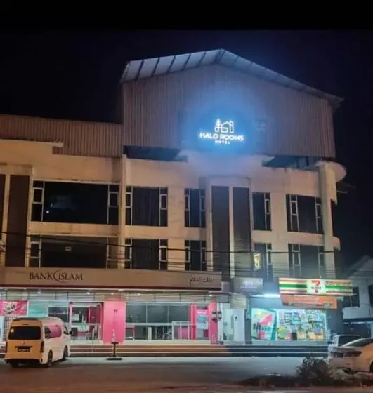 ホテル Halo Rooms