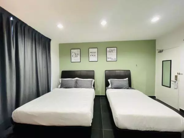 ホテル Halo Rooms