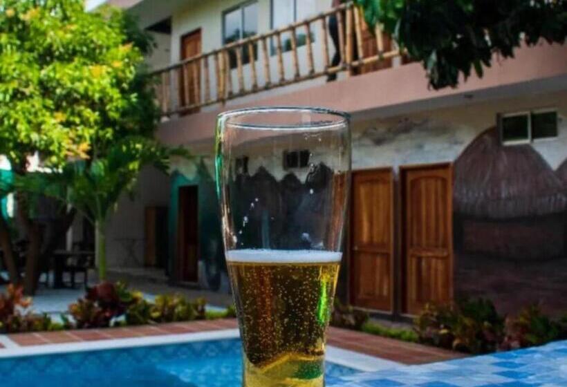 هتل Hostal Los Arhuacos