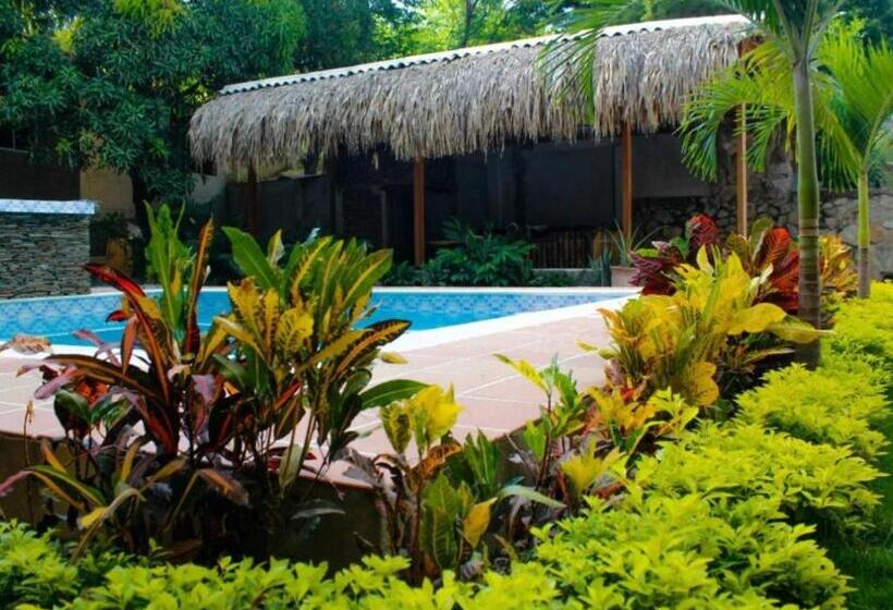 هتل Hostal Los Arhuacos