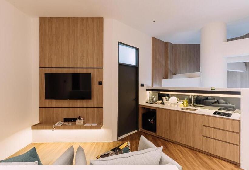 Hotel Impiana By Roxy