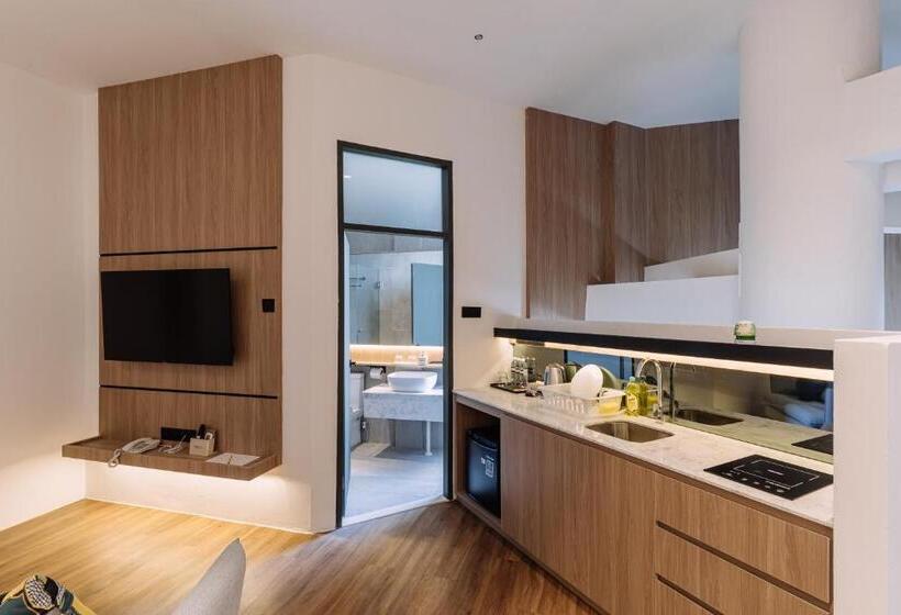 Hotel Impiana By Roxy