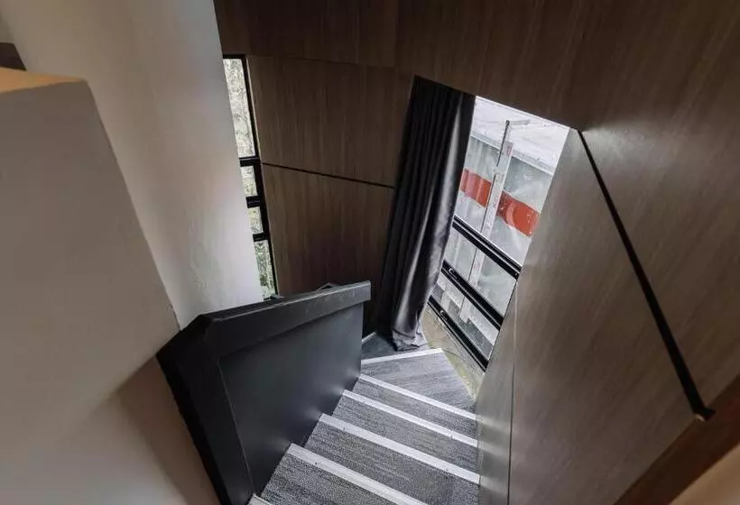 ホテル Impiana By Roxy