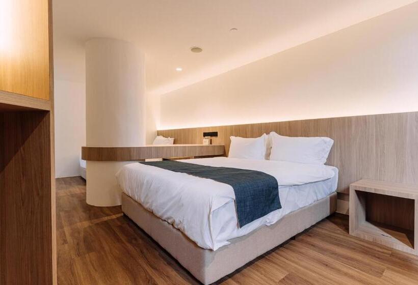 Hotel Impiana By Roxy