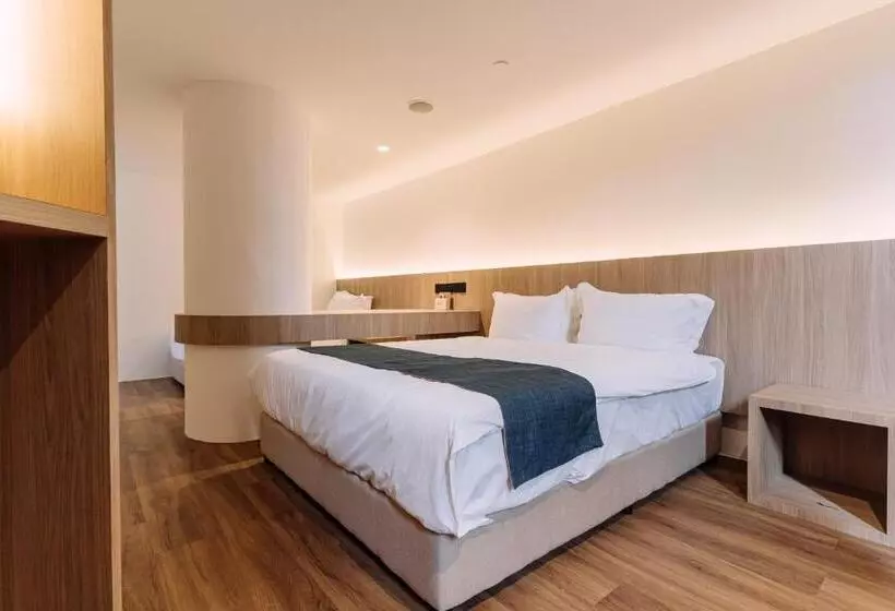 ホテル Impiana By Roxy