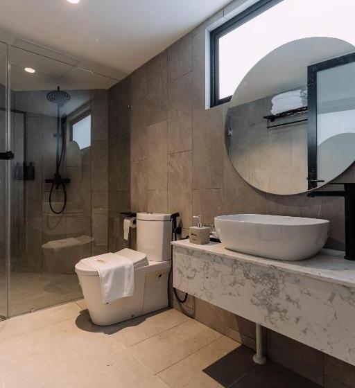 Hotel Impiana By Roxy