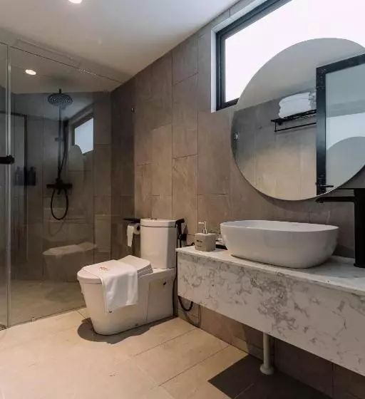 ホテル Impiana By Roxy