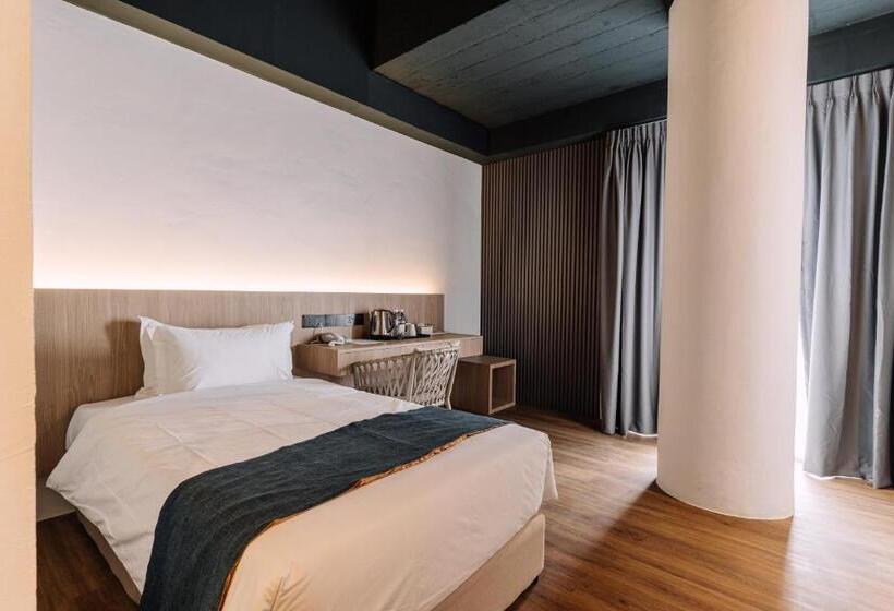 Hotel Impiana By Roxy