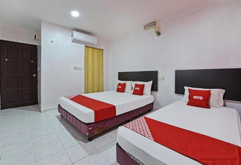 Otel Oyo 90806 Rumah Tumpangan Laut Selatan