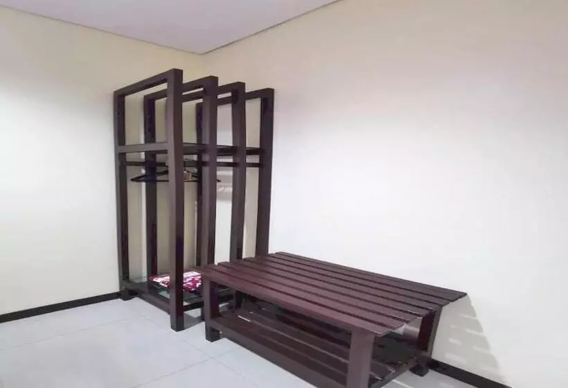 ホテル Oyo 90883 Pavilion Inn