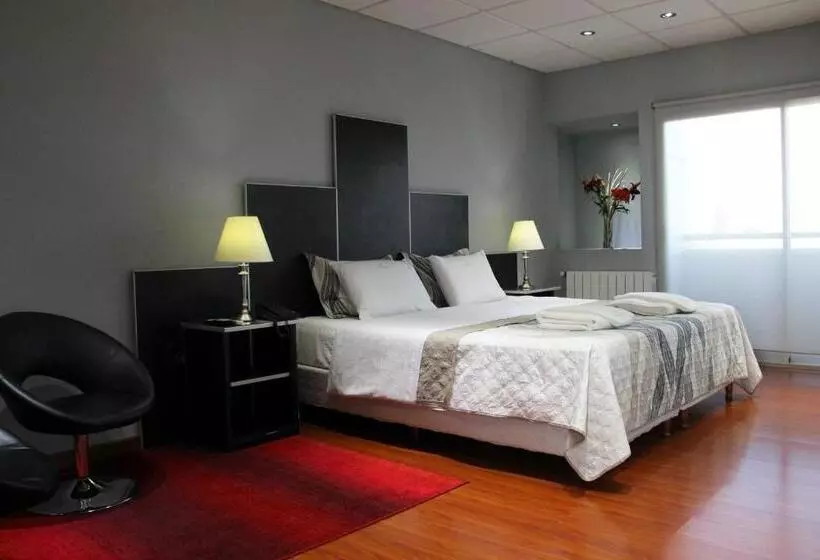 Hotelli Samarán Suites