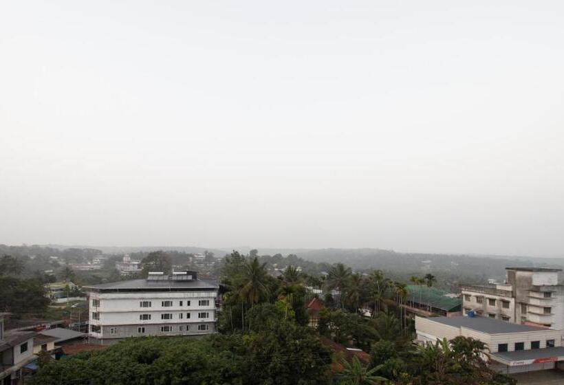 Hotel Treebo Brahma, Wayanad