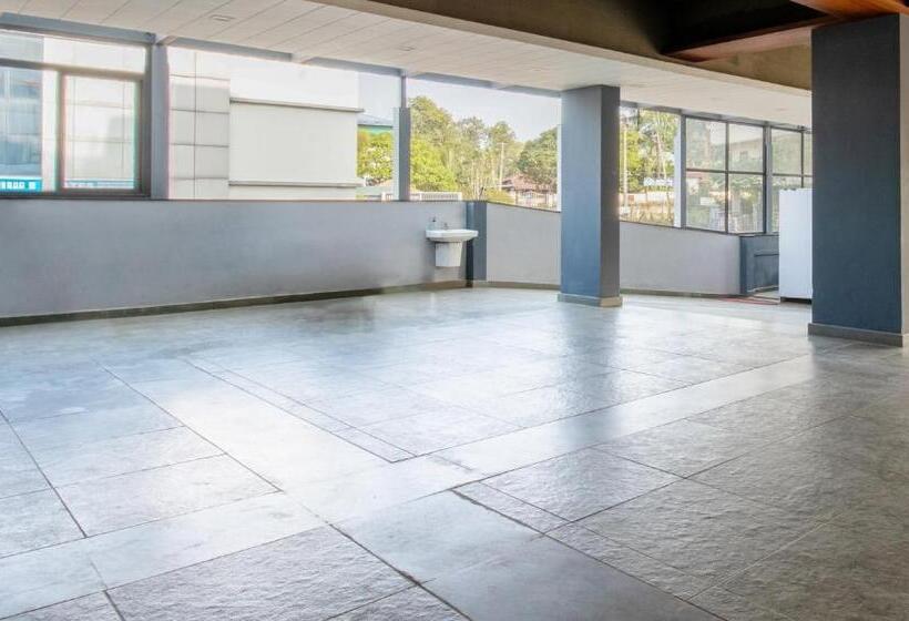 Hotel Treebo Brahma, Wayanad