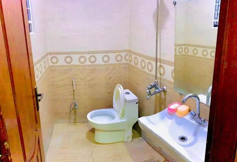 Magnum Girls Hostel