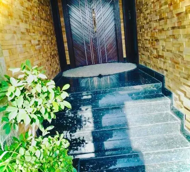 Magnum Girls Hostel