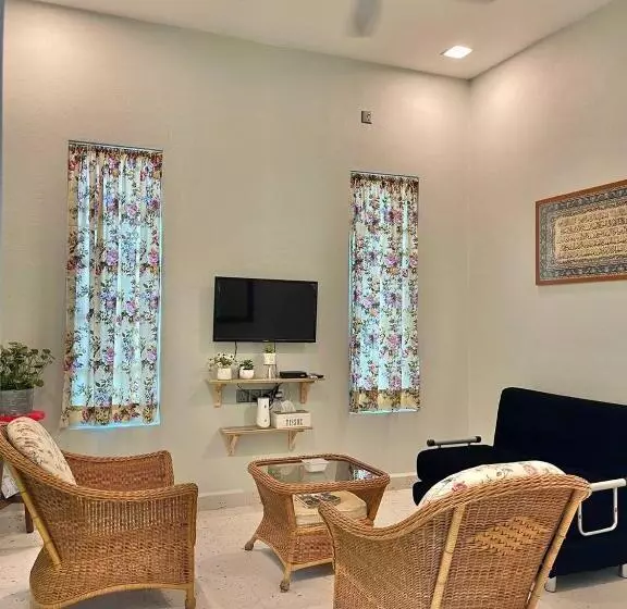 Majatalo Payan Tiny House