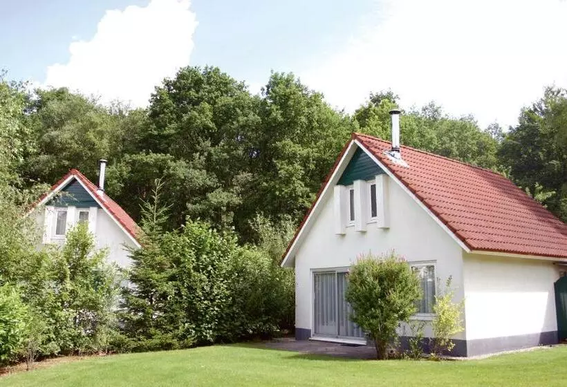 リゾートホテル Summio Bungalowpark Het Drentse Wold