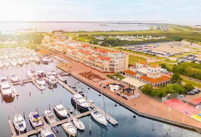 Lomakeskus Summio Marina Port Zélande