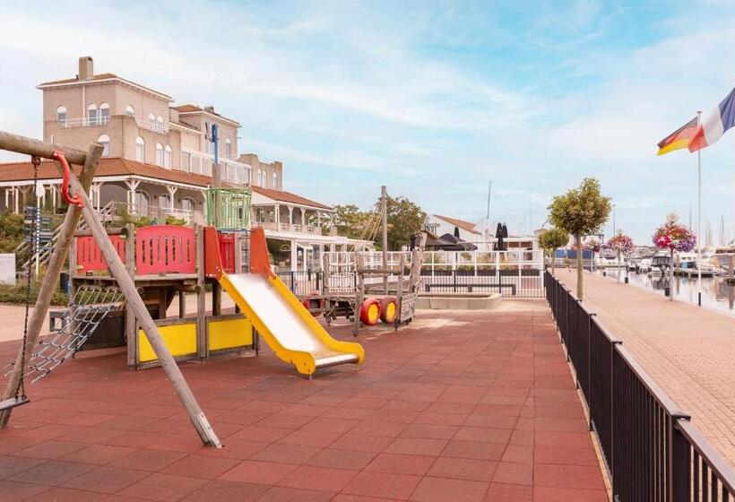 Resort Summio Marina Port Zélande