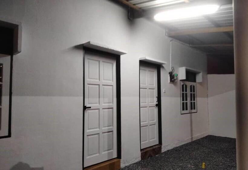 Общежитие Bulat Cottage