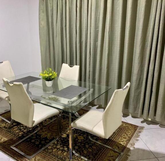 Bed and Breakfast Van Der Salle   Daisy S Garden