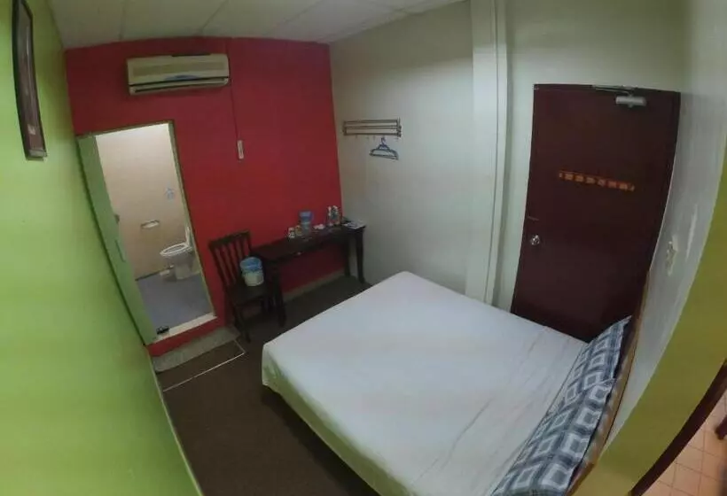 Golden Gate Hotel Kemaman