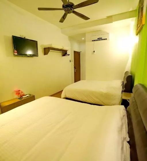 Golden Gate Hotel Kemaman
