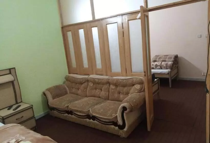 هتل Al Sadiq Guest House