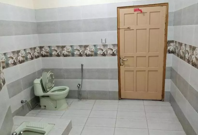 هتل Al Sadiq Guest House