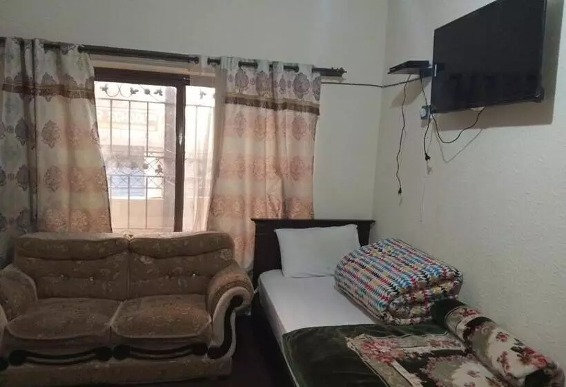 هتل Al Sadiq Guest House