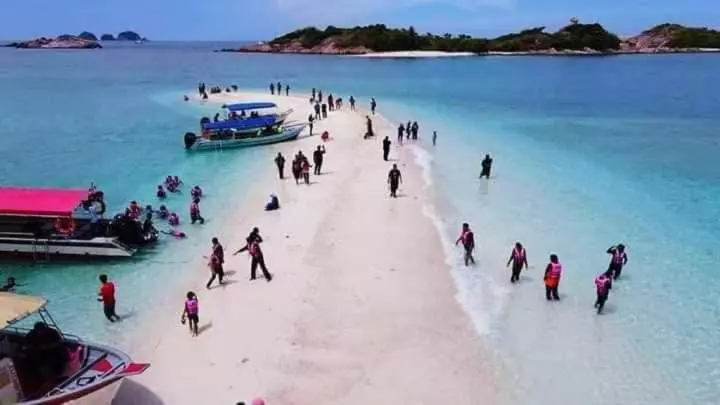 Hotelli Fikri Wetland Guesthouse & Resort