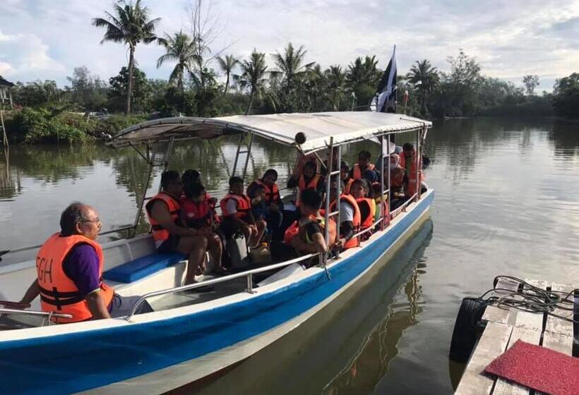 בית מלון כפרי Fikri Wetland Guesthouse & Resort