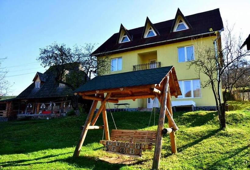 בית מלון כפרי Pensiunea Veselia