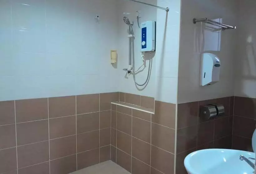 هتل Reintree Lodge