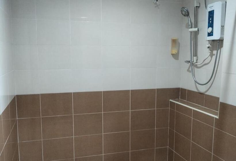 酒店 Reintree Lodge