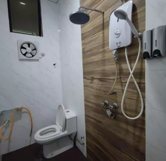 Mann Maju Inn & Hotel Kuala Berang