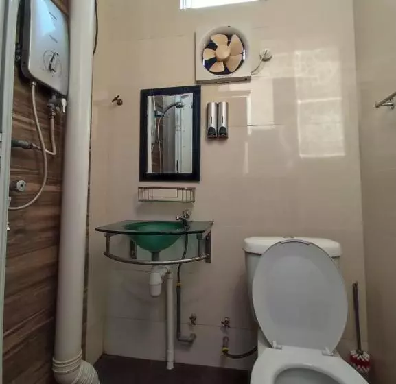 Mann Maju Inn & Hotel Kuala Berang