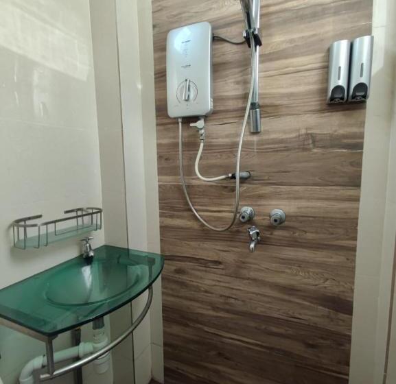 Mann Maju Inn & Hotel Kuala Berang