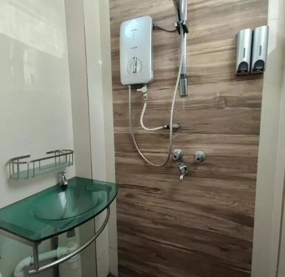 Mann Maju Inn & Hotel Kuala Berang