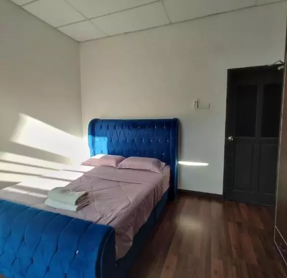 Mann Maju Inn & Hotel Kuala Berang